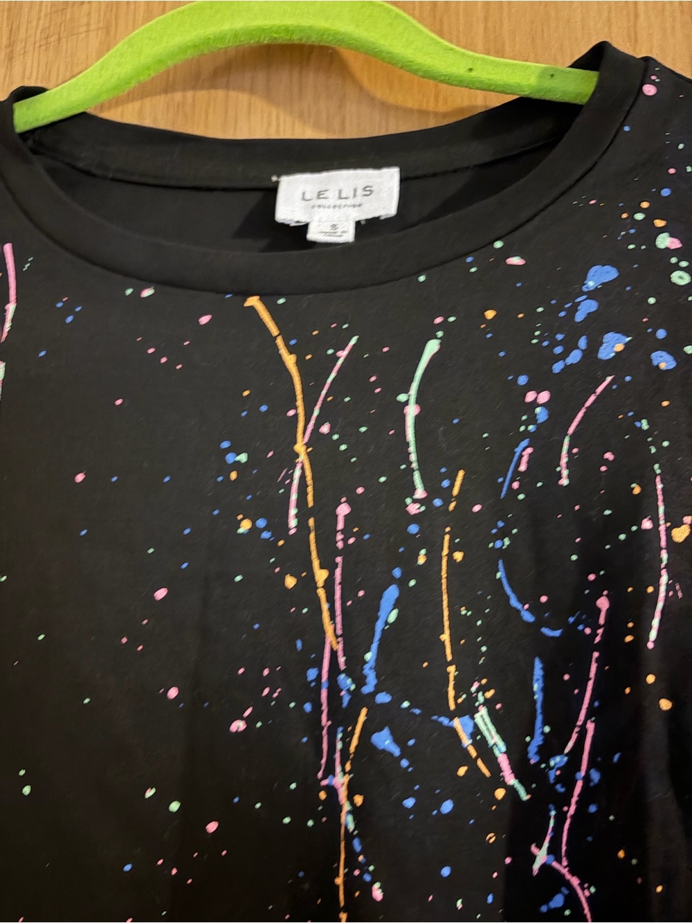 Le Lis Black Short-Sleeve Tee with Neon Paint-Splash Print